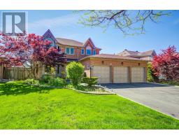 32 DUMFRIES DRIVE, Markham, Ontario