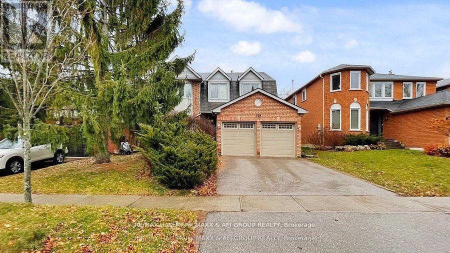 719 SHANAHAN BOULEVARD, Newmarket, Ontario