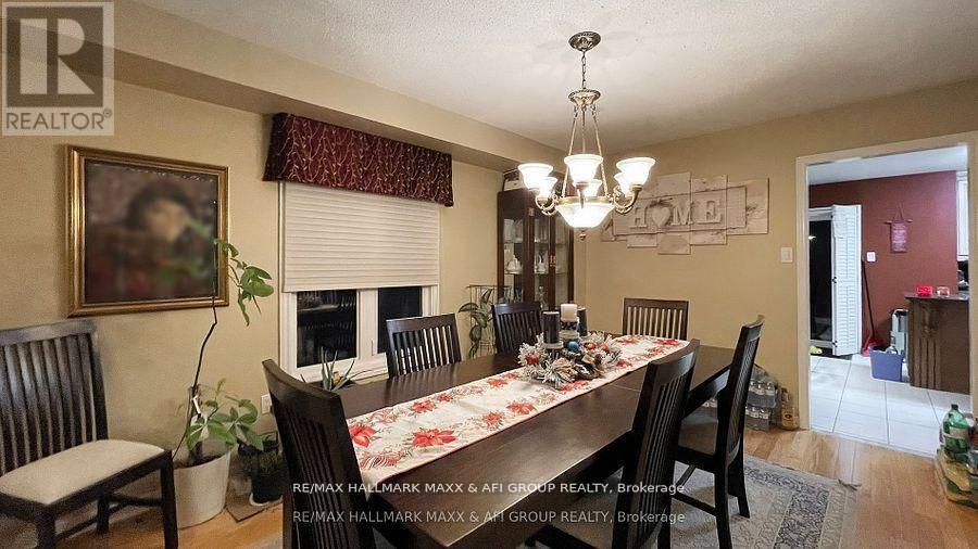 719 Shanahan Boulevard, Newmarket, Ontario L3X 1P8 - Photo 9 - N13159564