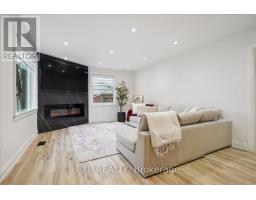 10 HAROLD STREET, Brampton, Ontario