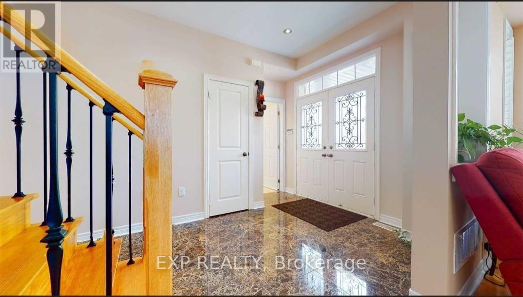 17 Yardmaster Drive, Brampton, Ontario L7A 3Z9 - Photo 6 - W13159562