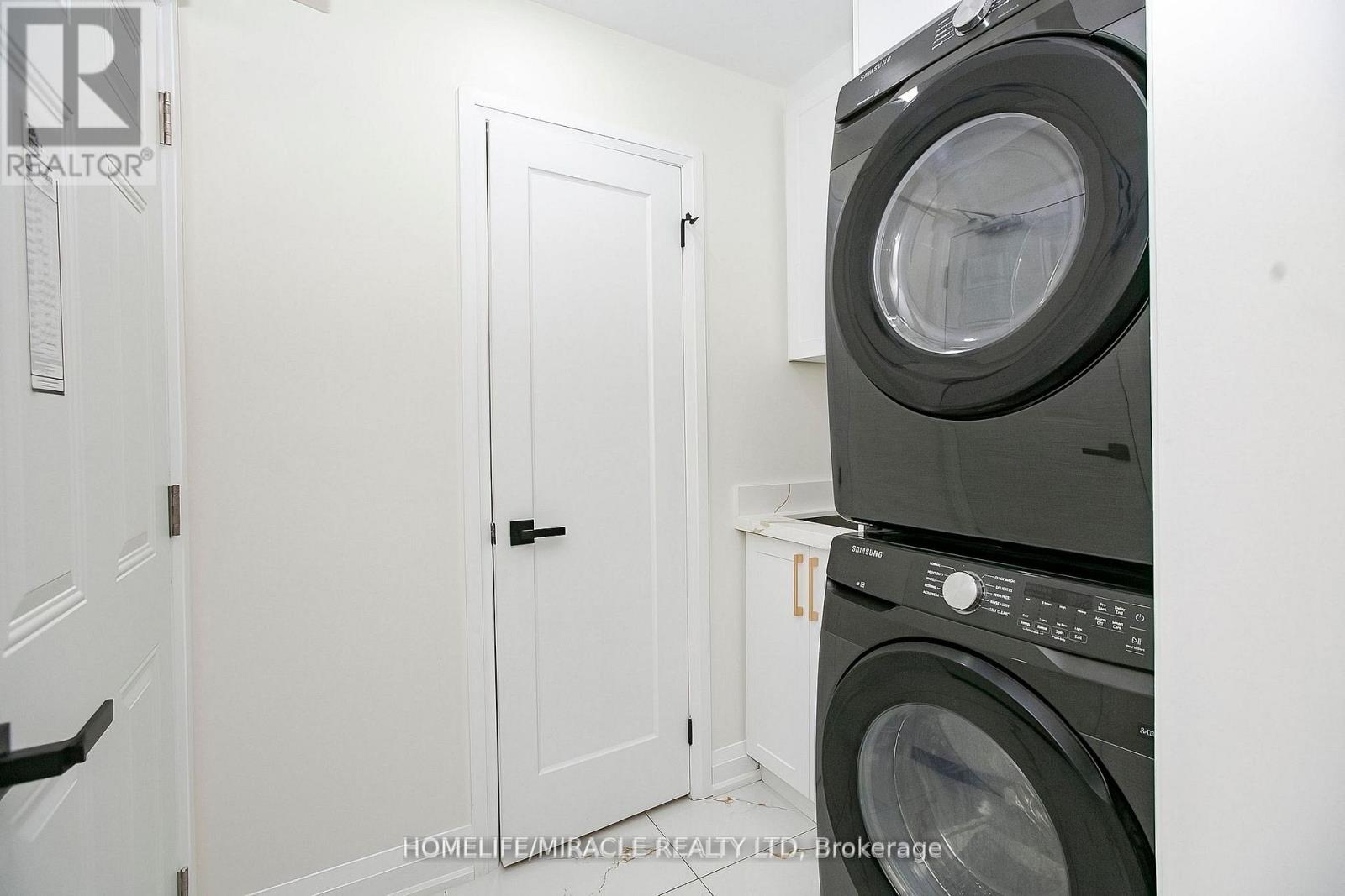 52 Foxacre Row, Brampton, Ontario L6V 3P5 - Photo 19 - W13159576