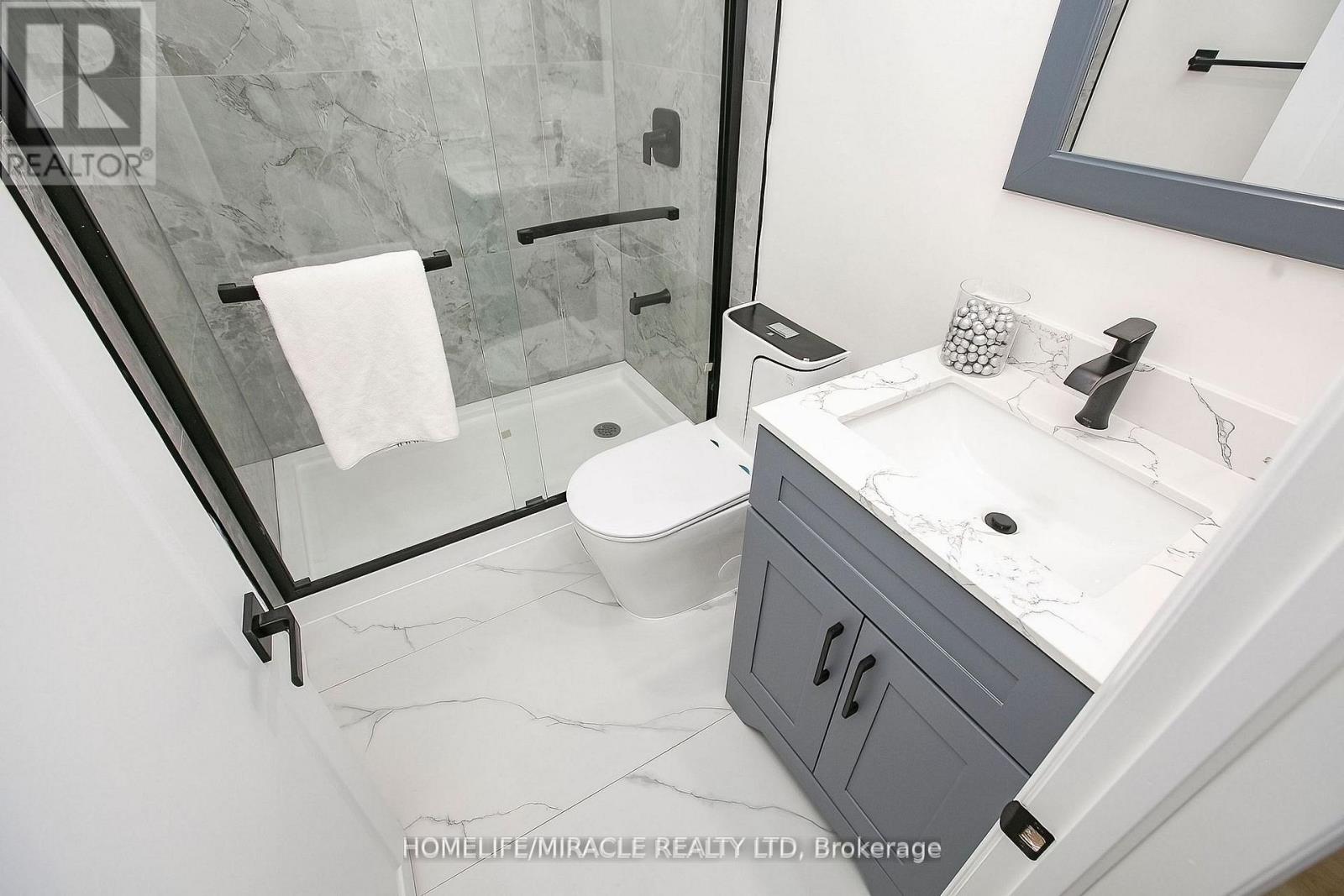 52 Foxacre Row, Brampton, Ontario L6V 3P5 - Photo 46 - W13159576