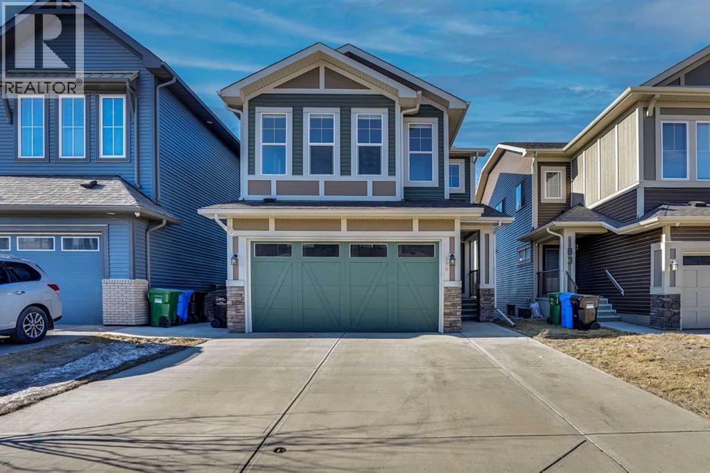 179 Lucas Heights NW, Calgary, Alberta