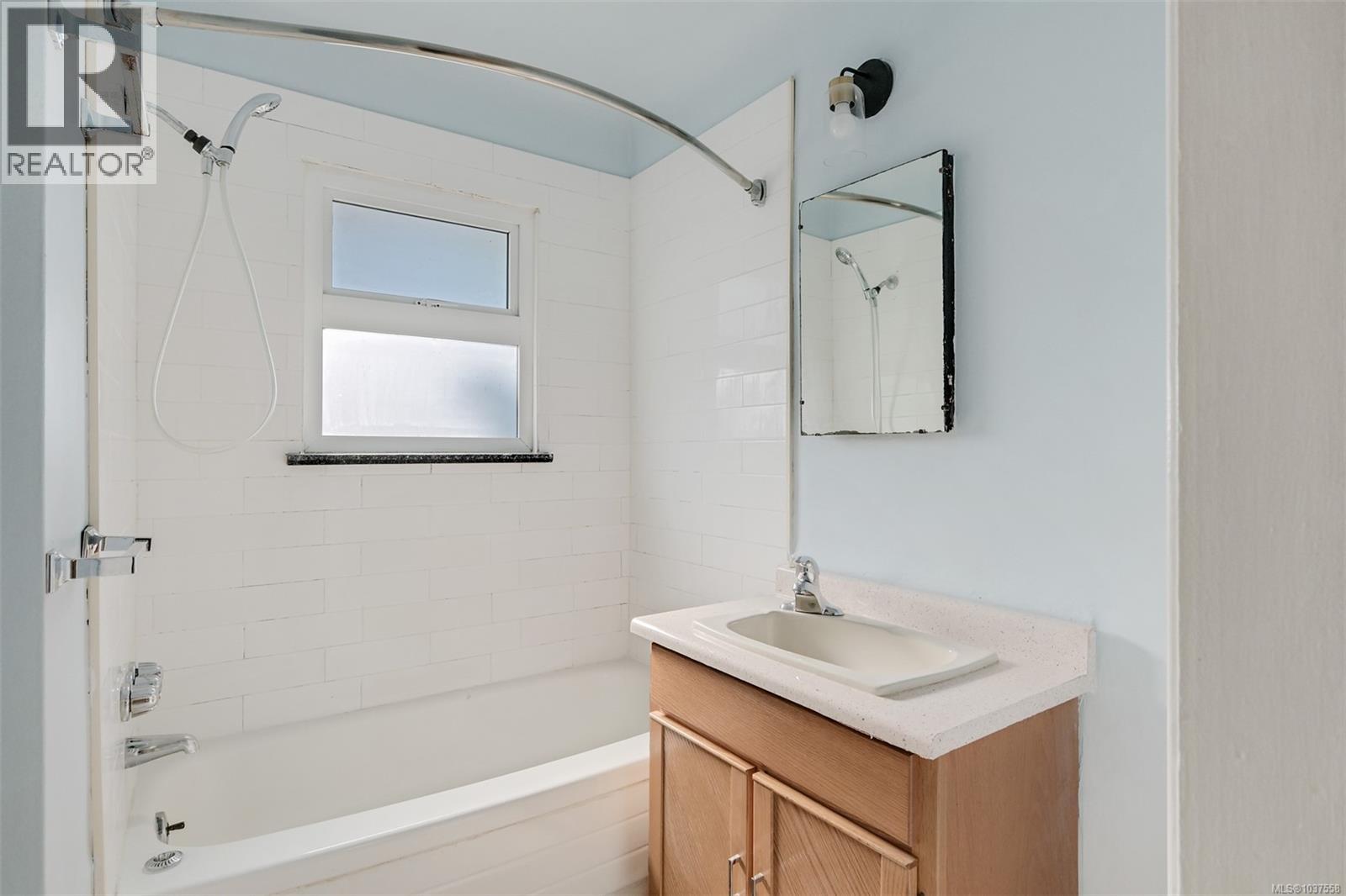2550/2552 Belmont Ave, Victoria, British Columbia  V8R 4A4 - Photo 44 - 1037558