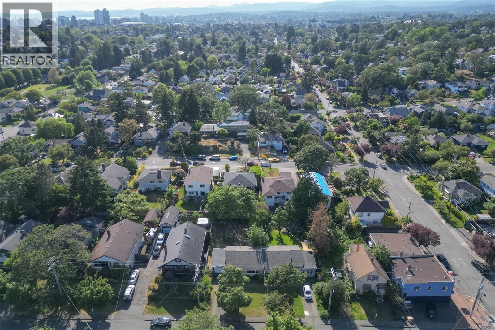 2550/2552 Belmont Ave, Victoria, British Columbia  V8R 4A4 - Photo 57 - 1037558