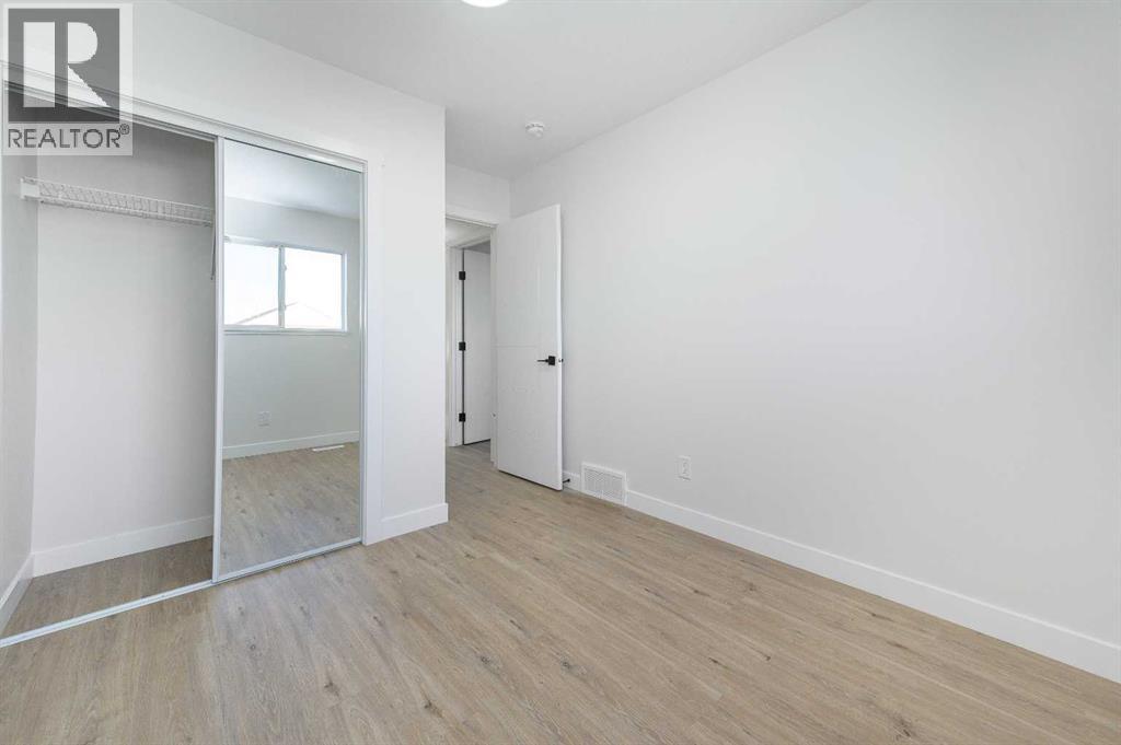 4249 Catalina Boulevard NE, Calgary, Alberta  T1Y 6Y5 - Photo 11 - A2307028