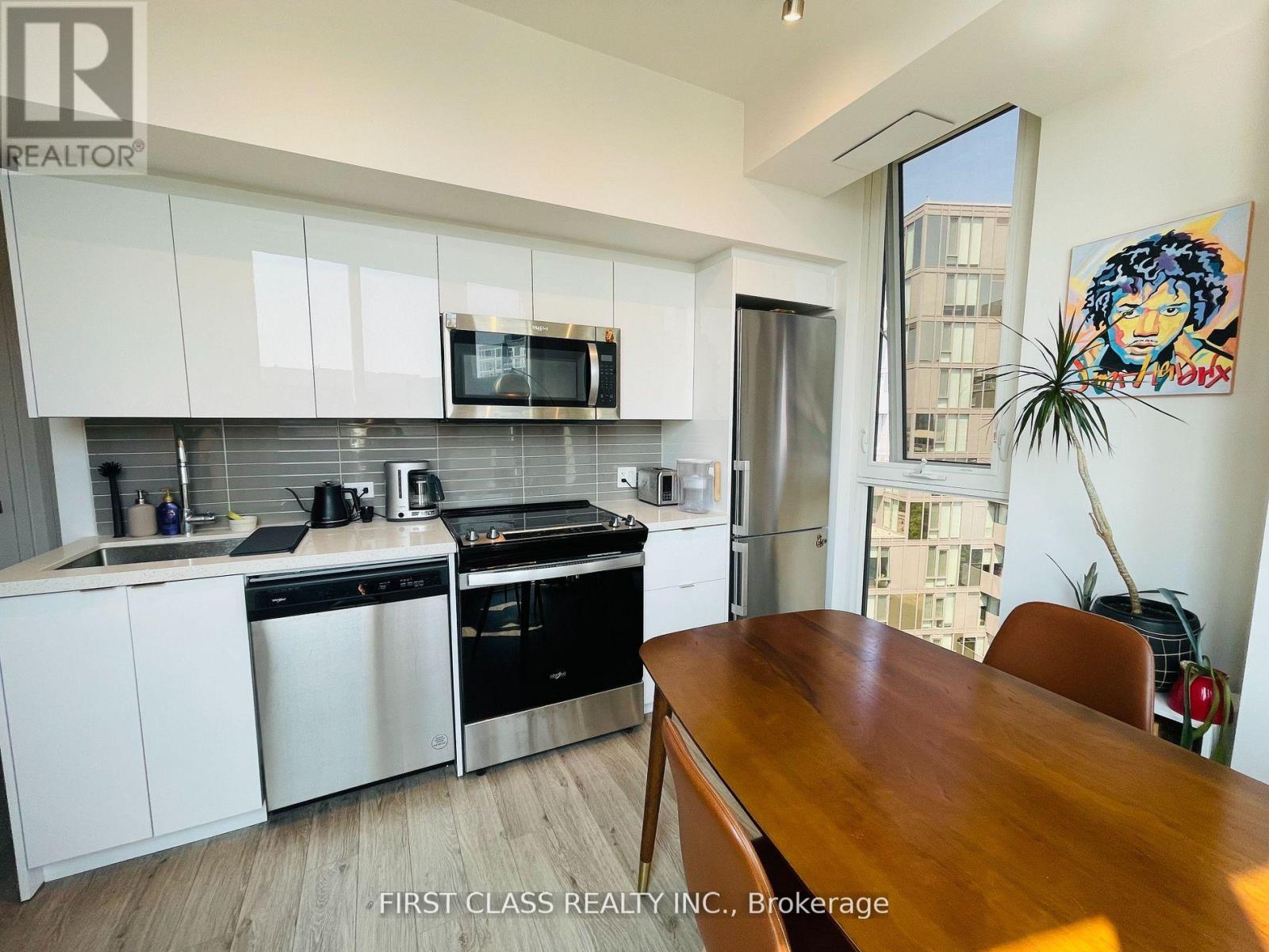 921 - 30 Tretti Way, Toronto, Ontario  M3H 0E3 - Photo 6 - C13159638