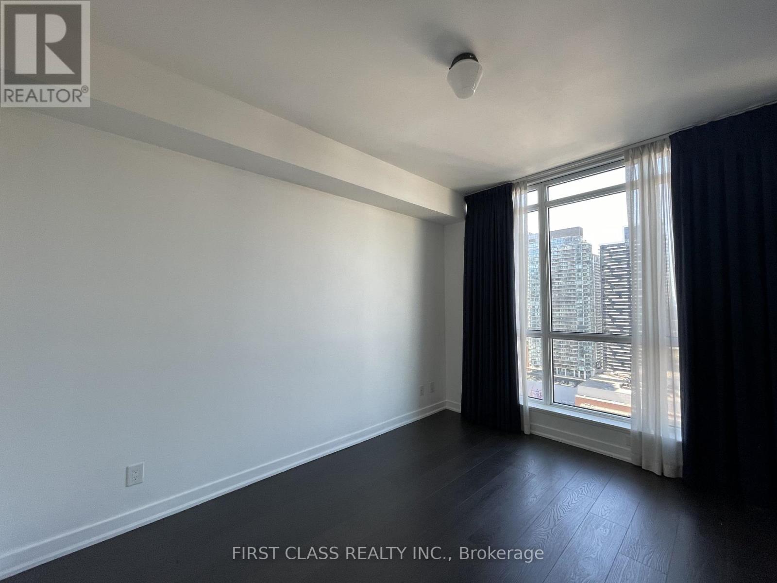 2706 - 199 Richmond Street W, Toronto, Ontario  M5V 0H4 - Photo 9 - C13159644