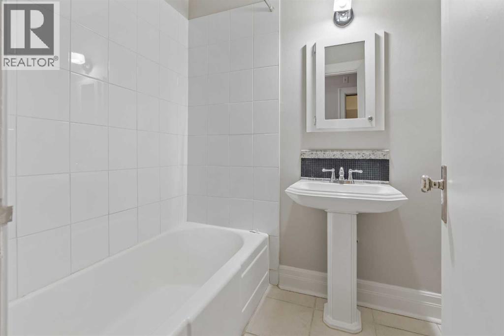 4, 330 19 Avenue SW, Calgary, Alberta  T2S 0C9 - Photo 13 - A2312601