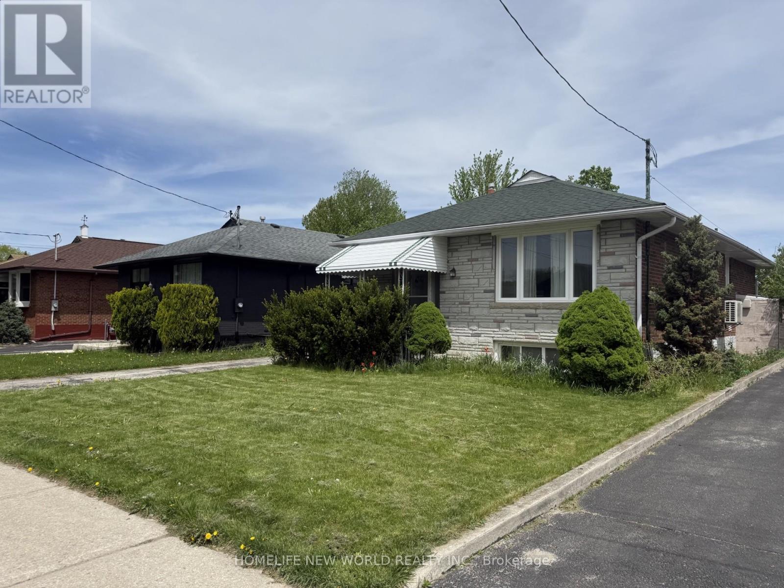 61 Crosland Drive, Toronto, Ontario  M1R 4M9 - Photo 4 - E13159622