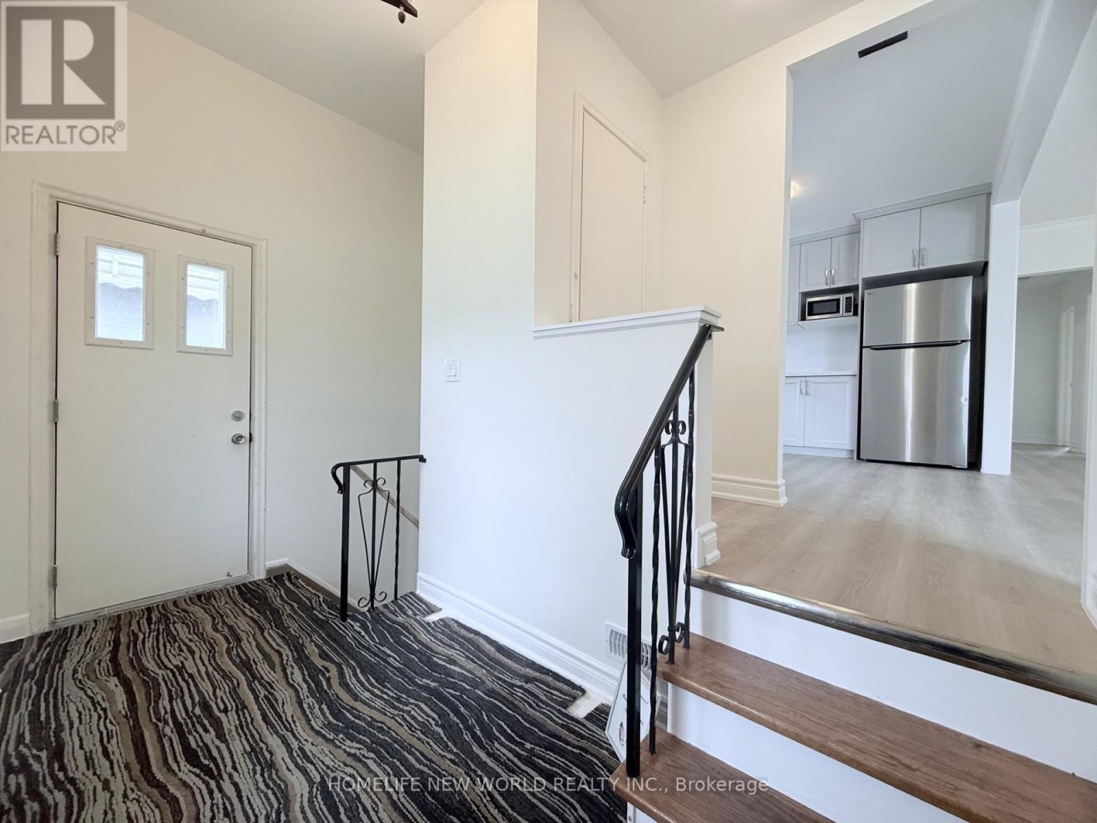 61 Crosland Drive, Toronto, Ontario  M1R 4M9 - Photo 8 - E13159622