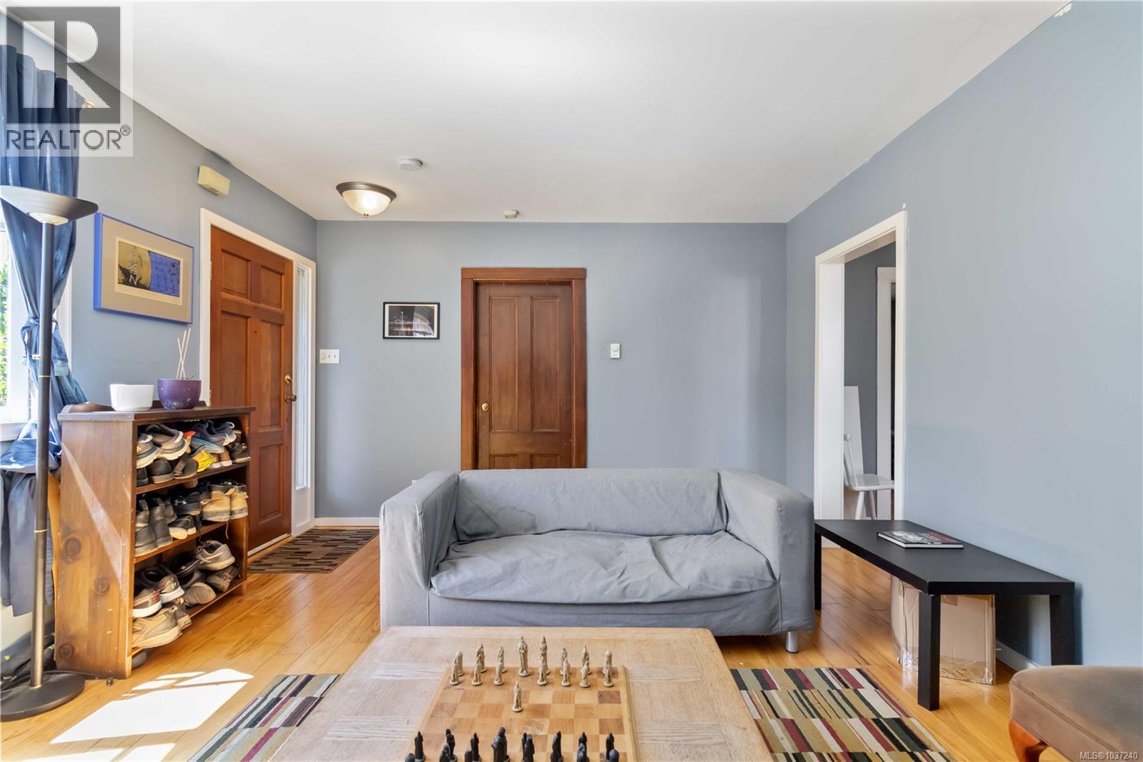 1334 Pembroke St, Victoria, British Columbia  V8R 1V4 - Photo 3 - 1037240