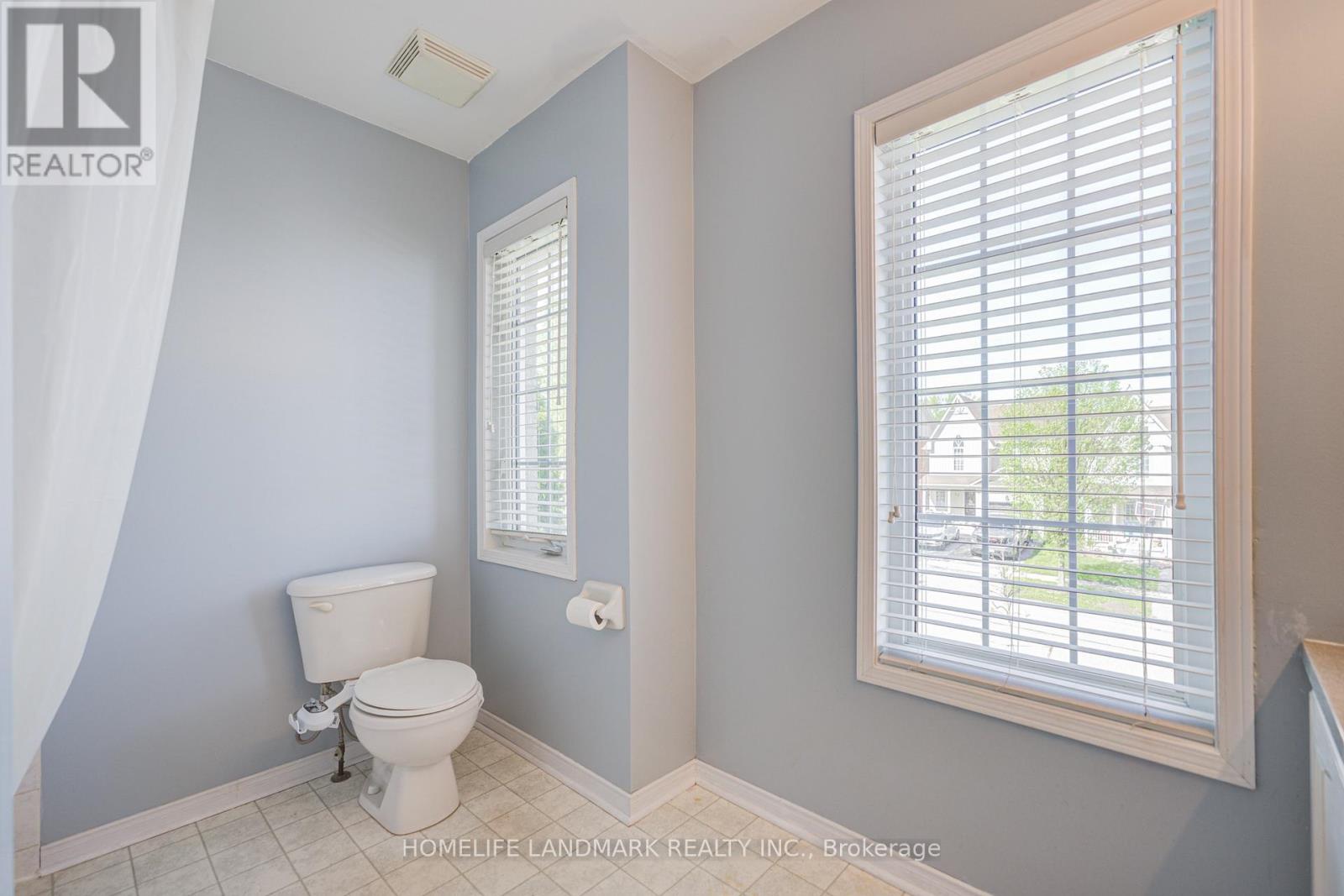 72 Margaret Graham Crescent, East Gwillimbury, Ontario  L0G 1M0 - Photo 17 - N13159594