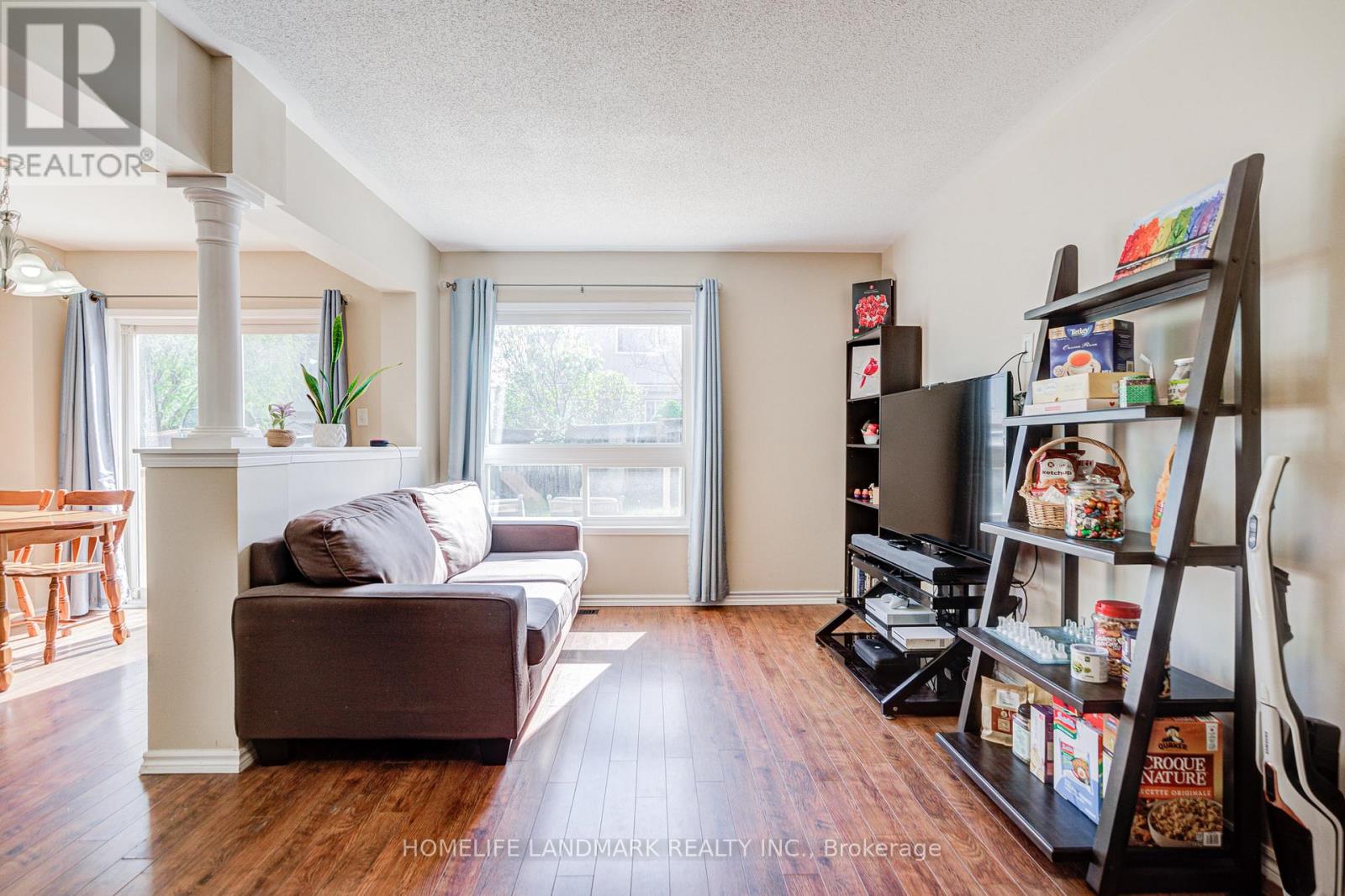 72 Margaret Graham Crescent, East Gwillimbury, Ontario  L0G 1M0 - Photo 3 - N13159594