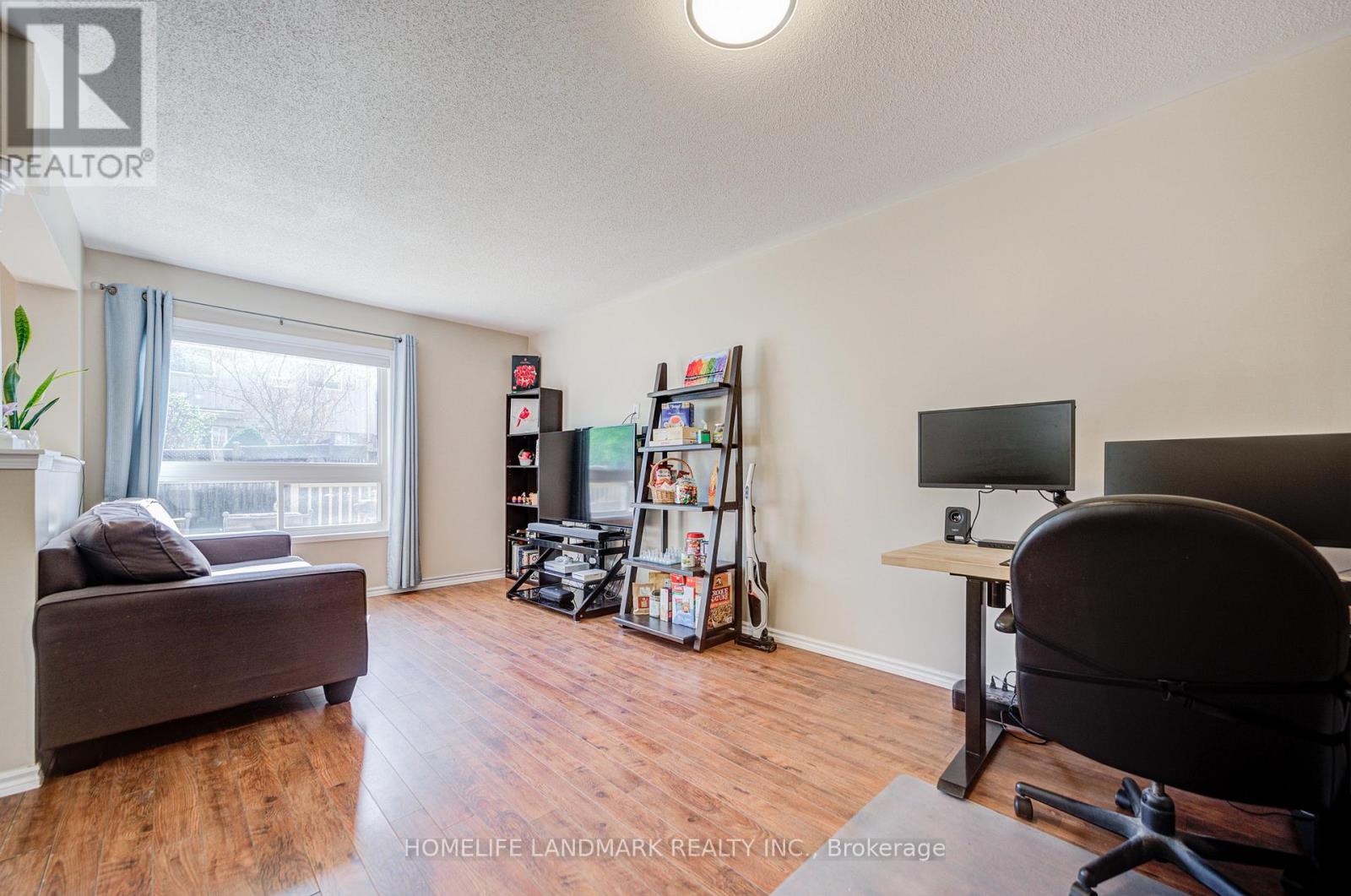 72 Margaret Graham Crescent, East Gwillimbury, Ontario  L0G 1M0 - Photo 4 - N13159594