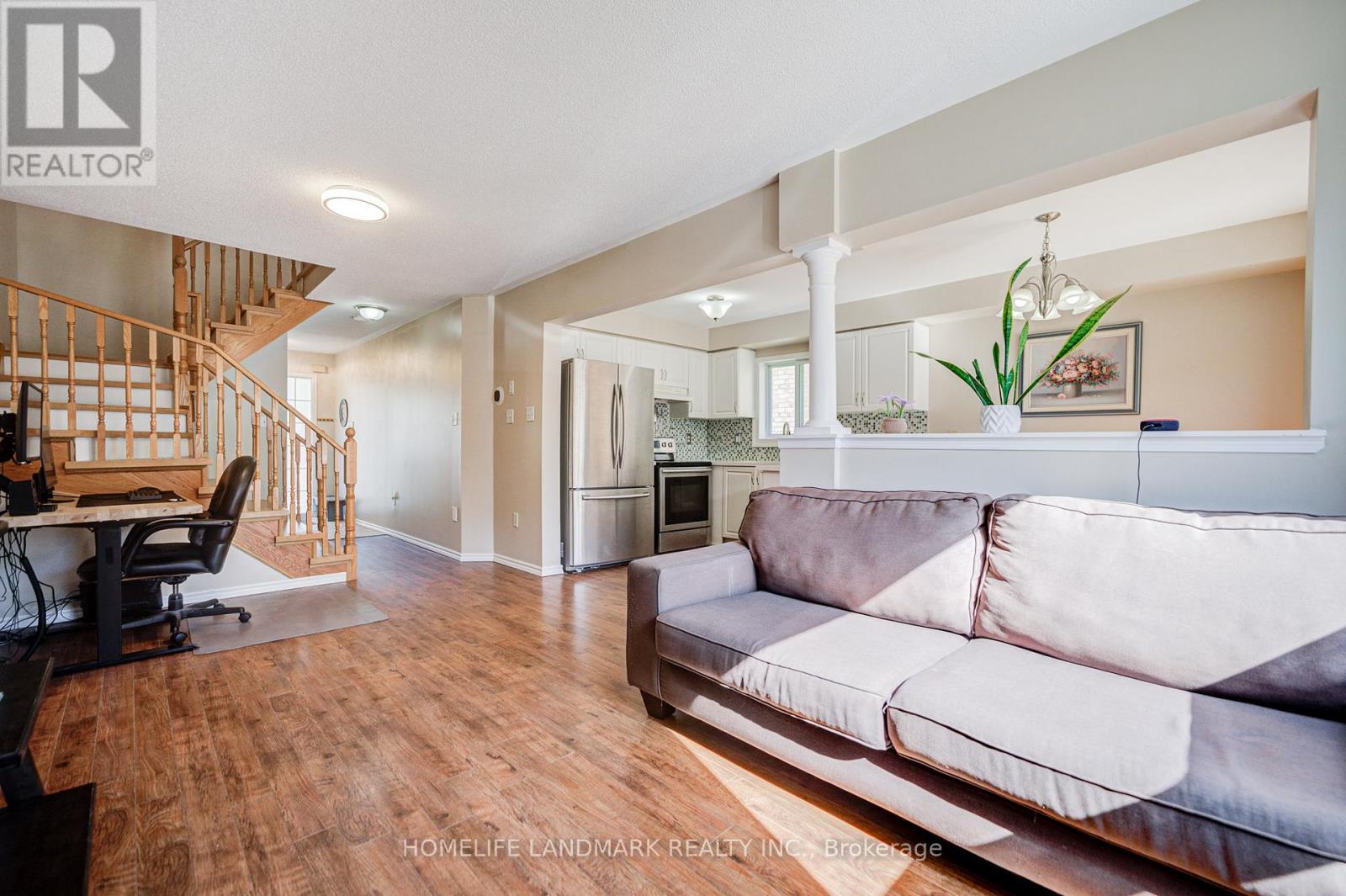 72 Margaret Graham Crescent, East Gwillimbury, Ontario  L0G 1M0 - Photo 5 - N13159594