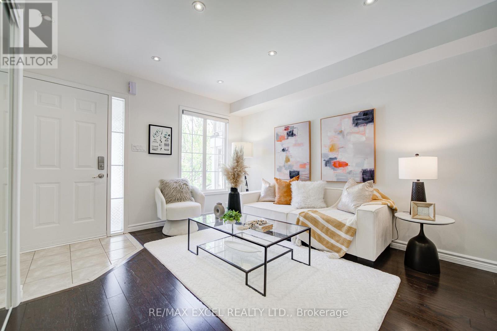 59 Bassett Avenue, Richmond Hill, Ontario  L4B 4J9 - Photo 6 - N13159596