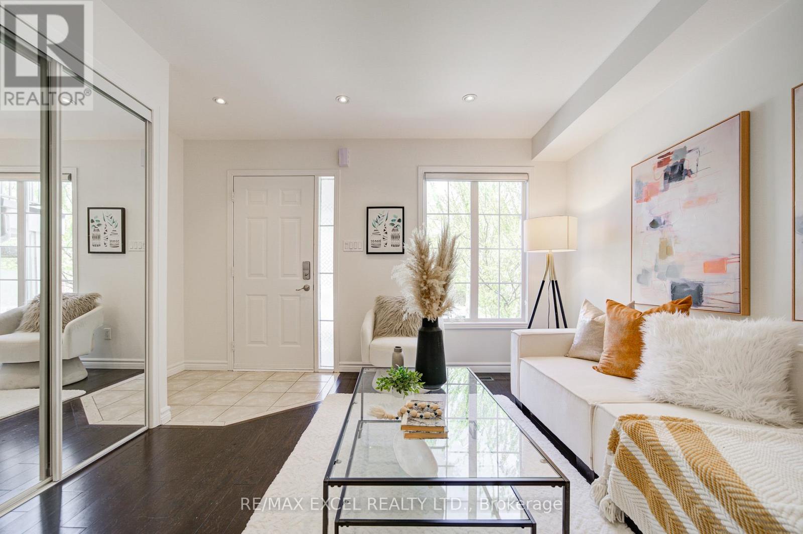 59 Bassett Avenue, Richmond Hill, Ontario  L4B 4J9 - Photo 7 - N13159596