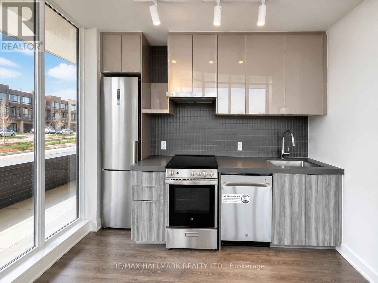 102 - 10 Flavelle Trail, Vaughan, Ontario  L4L 1V8 - Photo 7 - N13159602