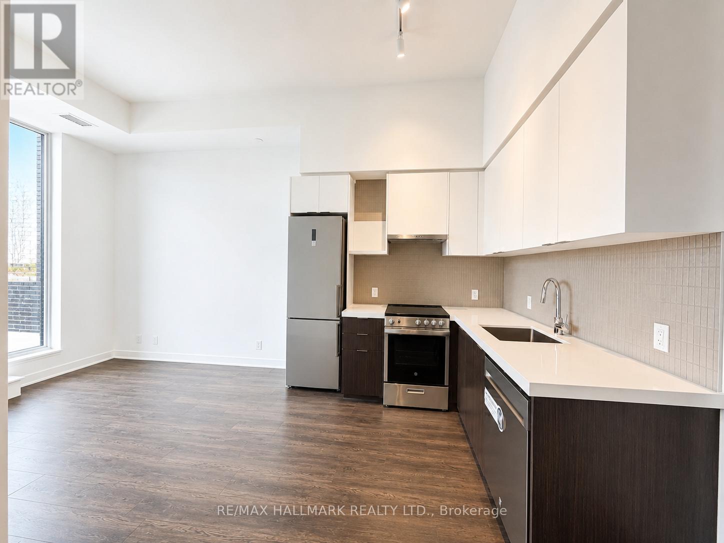 201 - 10 Flavelle Trail, Vaughan, Ontario  L4L 1V8 - Photo 6 - N13159618