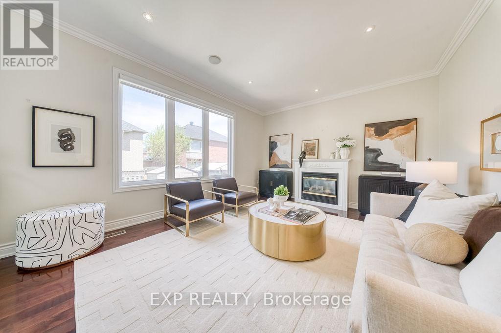 42 Grand Oak Drive, Richmond Hill, Ontario  L4E 3Z9 - Photo 17 - N13159648