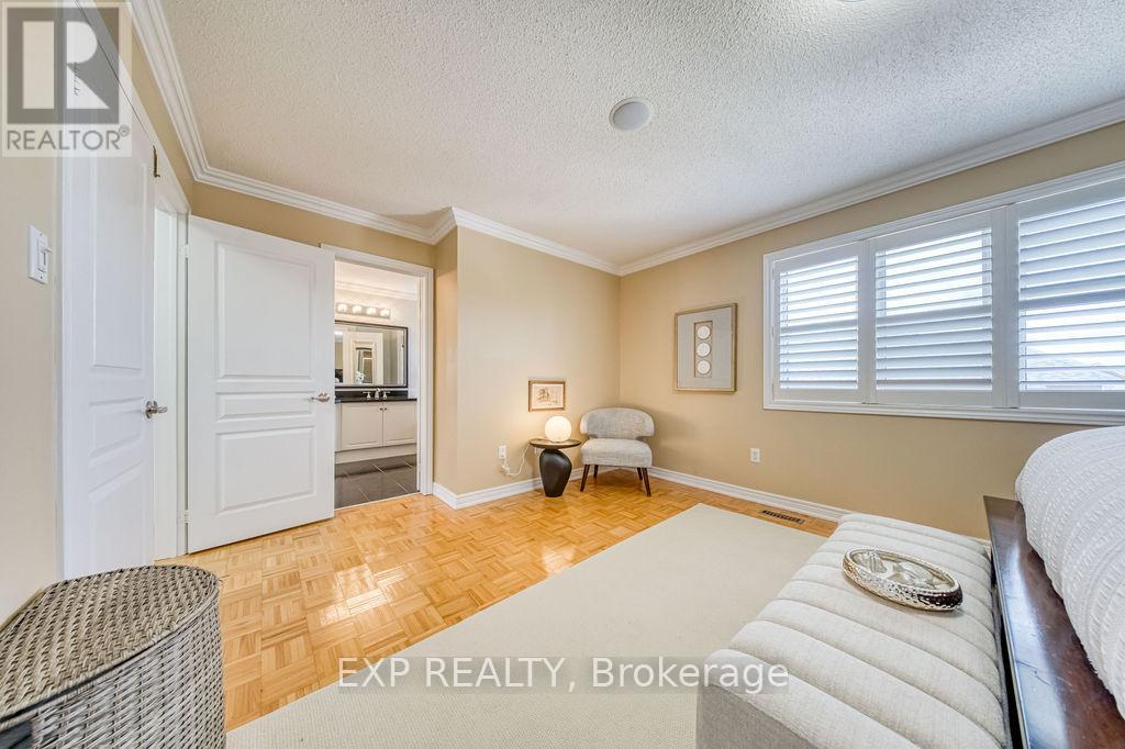 42 Grand Oak Drive, Richmond Hill, Ontario  L4E 3Z9 - Photo 25 - N13159648
