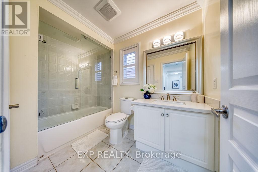 42 Grand Oak Drive, Richmond Hill, Ontario  L4E 3Z9 - Photo 32 - N13159648