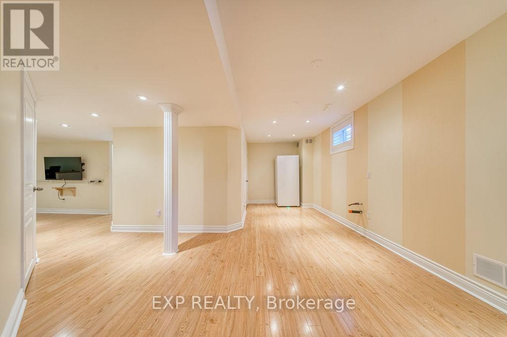 42 Grand Oak Drive, Richmond Hill, Ontario  L4E 3Z9 - Photo 40 - N13159648
