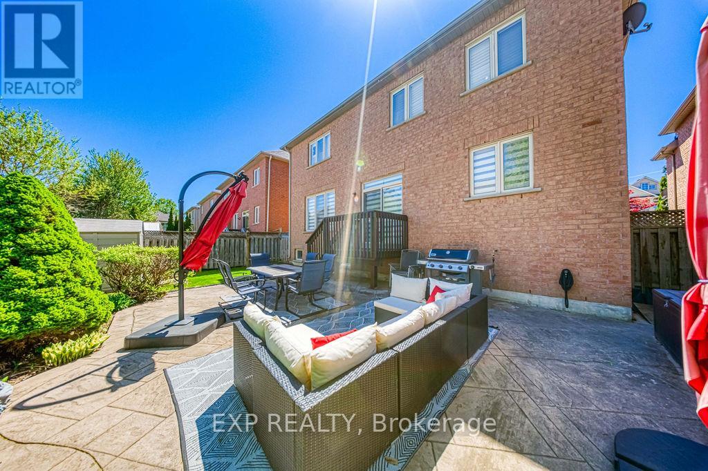 42 Grand Oak Drive, Richmond Hill, Ontario  L4E 3Z9 - Photo 45 - N13159648