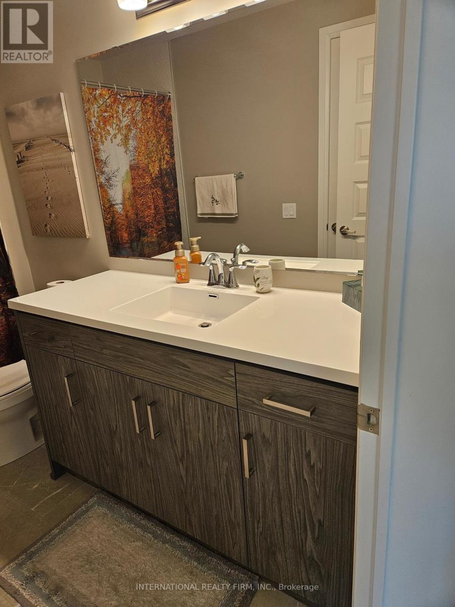 116 - 95 Dundas Street W, Oakville, Ontario  L6M 4L9 - Photo 4 - W13159590