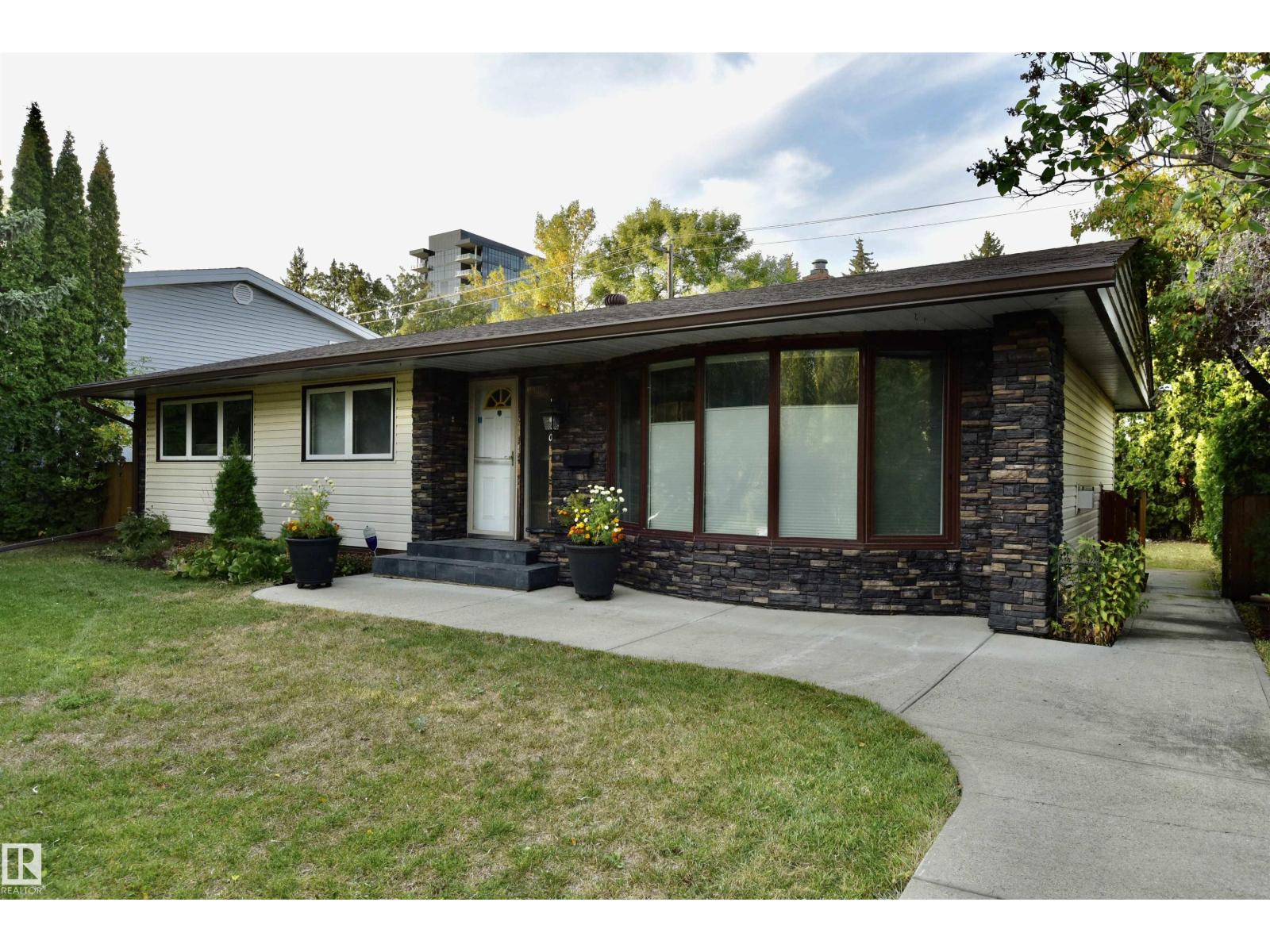 13910 101a Av Nw, Edmonton, Alberta  T5N 0L2 - Photo 1 - E4489124