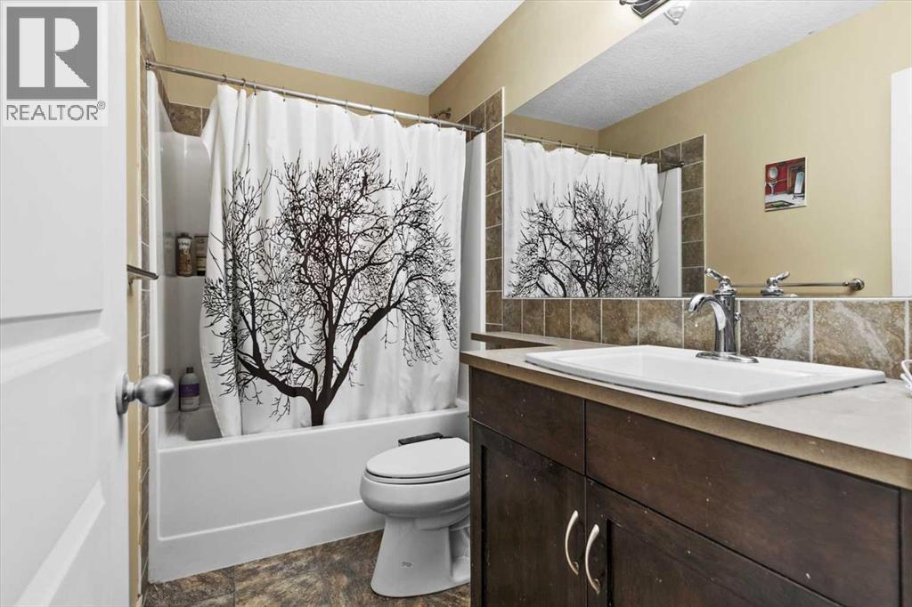 15 Sage Berry Road NW, Calgary, Alberta  T3R 0K8 - Photo 26 - A2295866