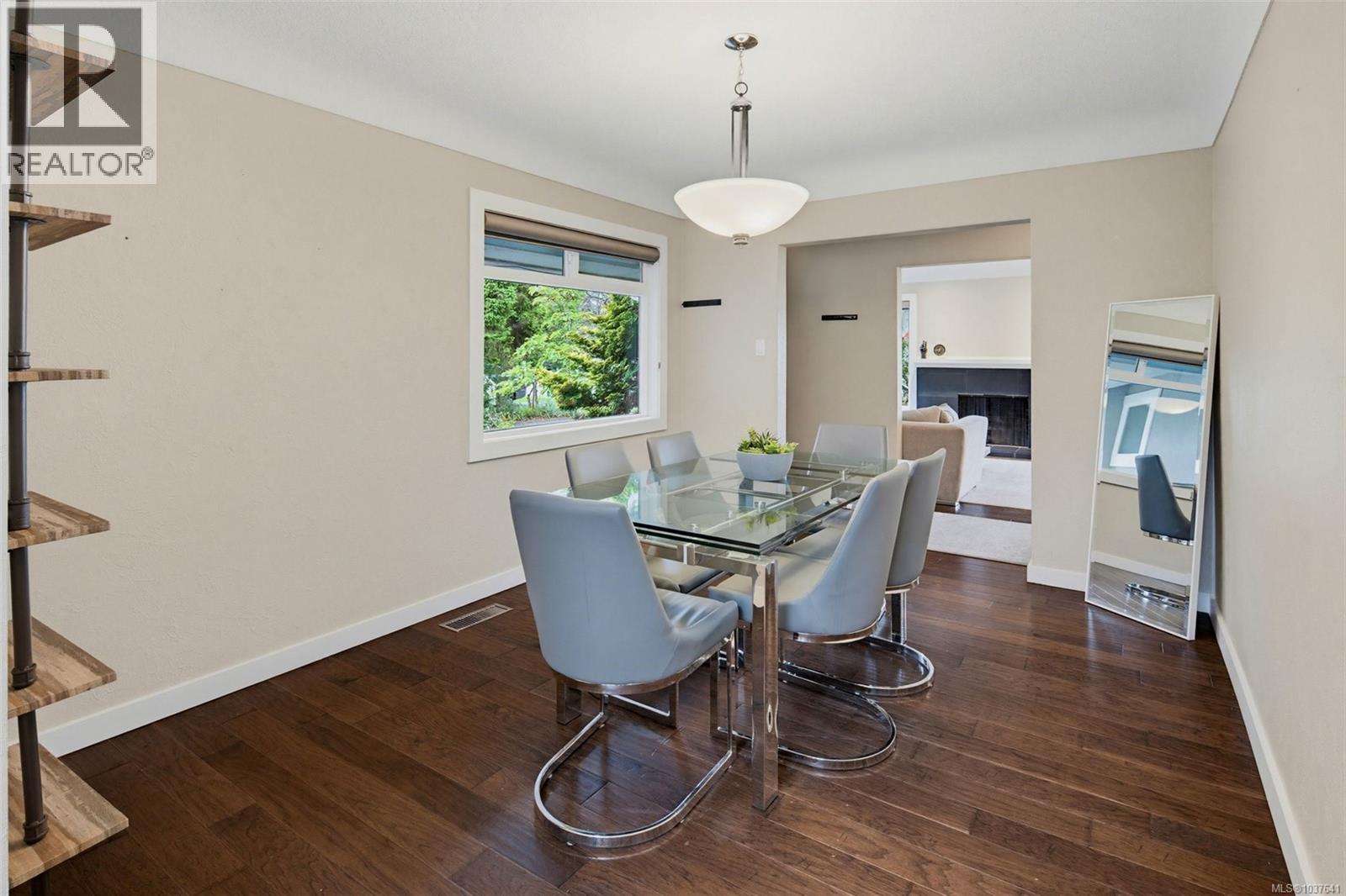 3171 Henderson Rd, Oak Bay, British Columbia  V8P 5A3 - Photo 12 - 1037641