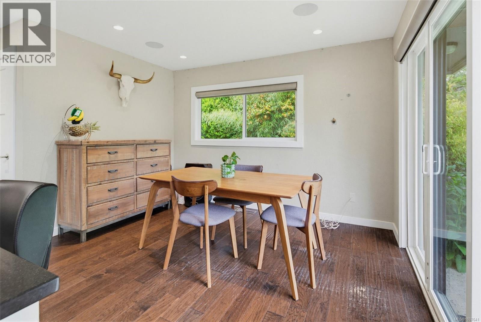 3171 Henderson Rd, Oak Bay, British Columbia  V8P 5A3 - Photo 17 - 1037641