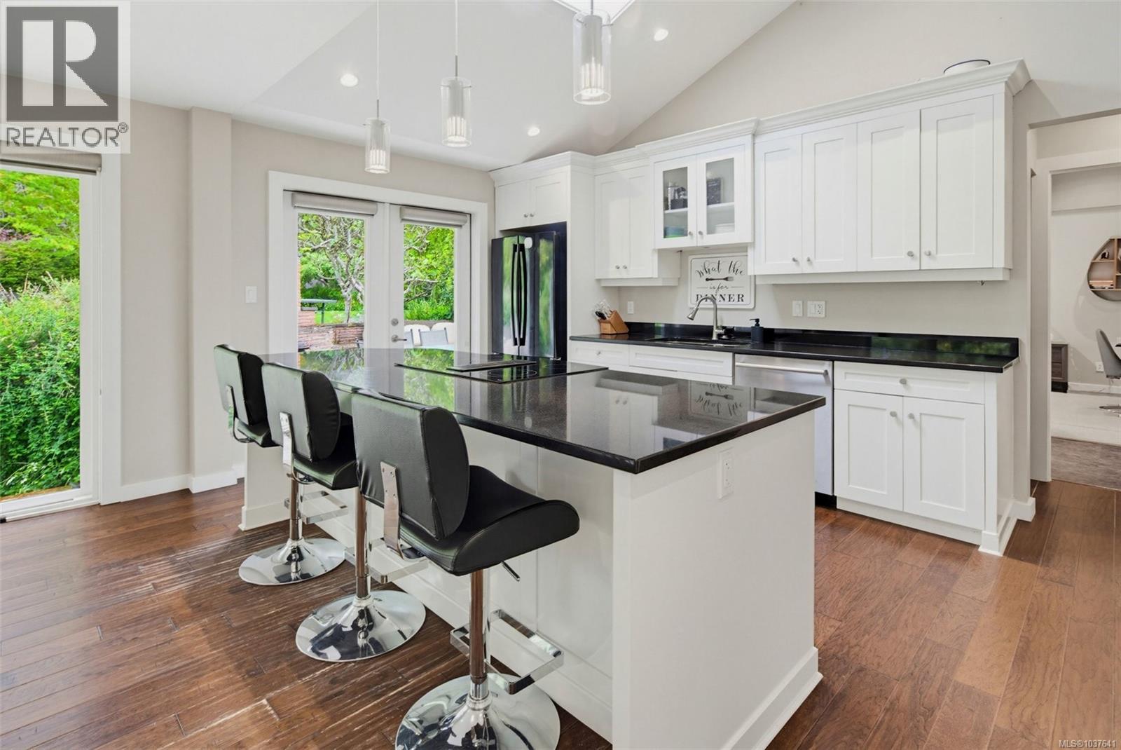 3171 Henderson Rd, Oak Bay, British Columbia  V8P 5A3 - Photo 20 - 1037641