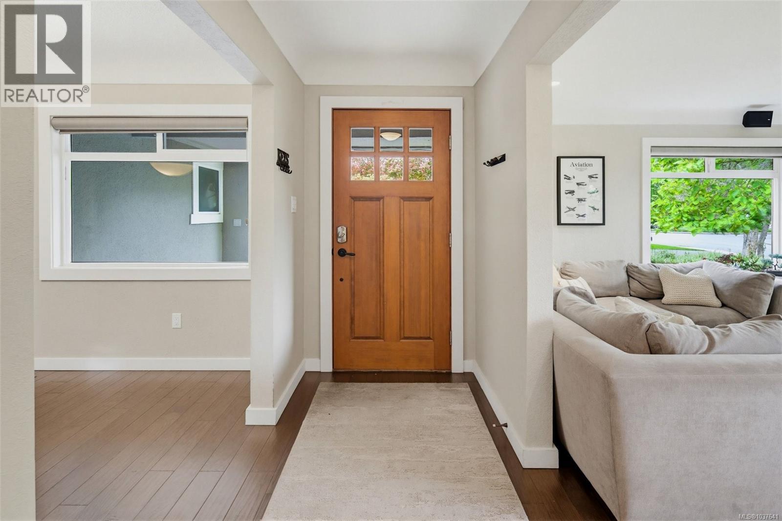 3171 Henderson Rd, Oak Bay, British Columbia  V8P 5A3 - Photo 7 - 1037641