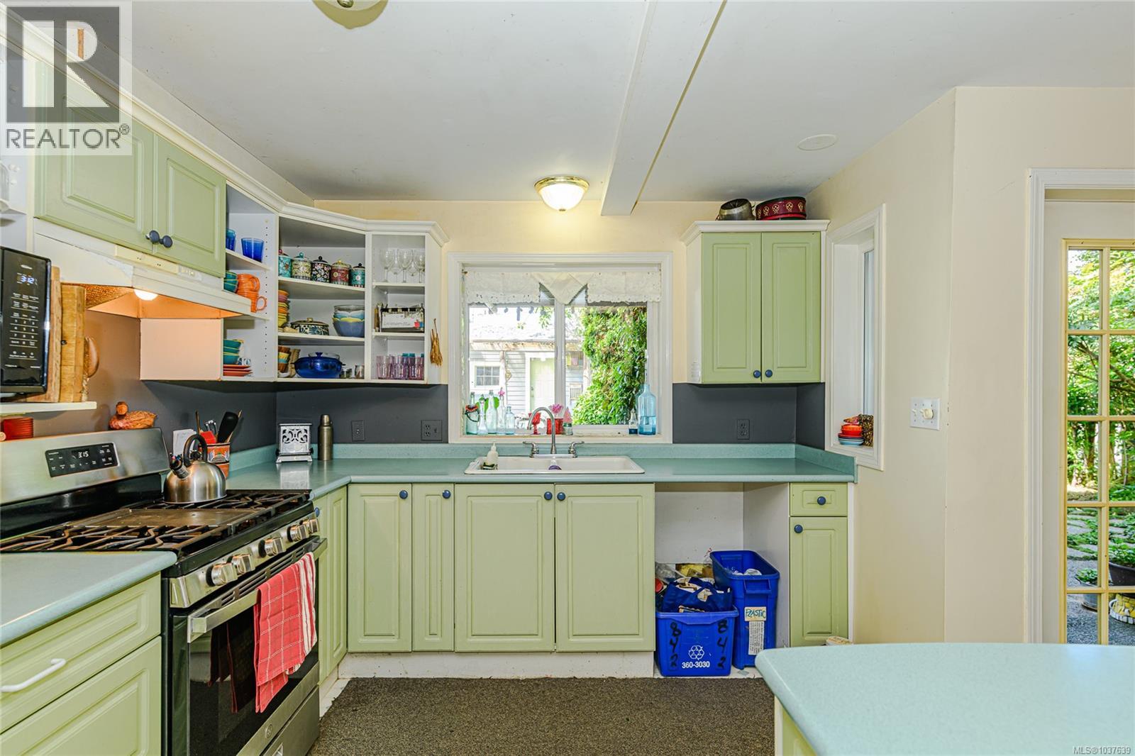 842 Princess Ave, Victoria, British Columbia  V8T 1K7 - Photo 16 - 1037639