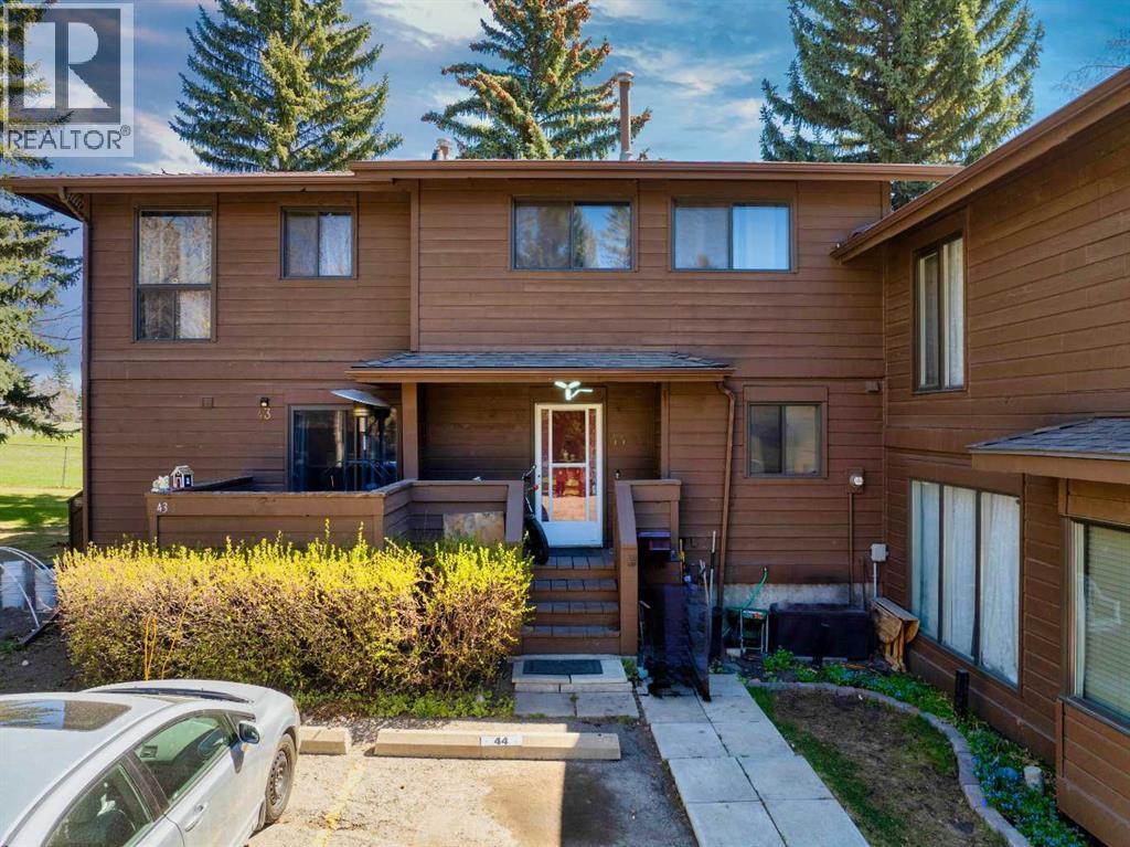 44, 336 Rundlehill Drive NE, Calgary, Alberta  T1Y 2Y2 - Photo 4 - A2308798