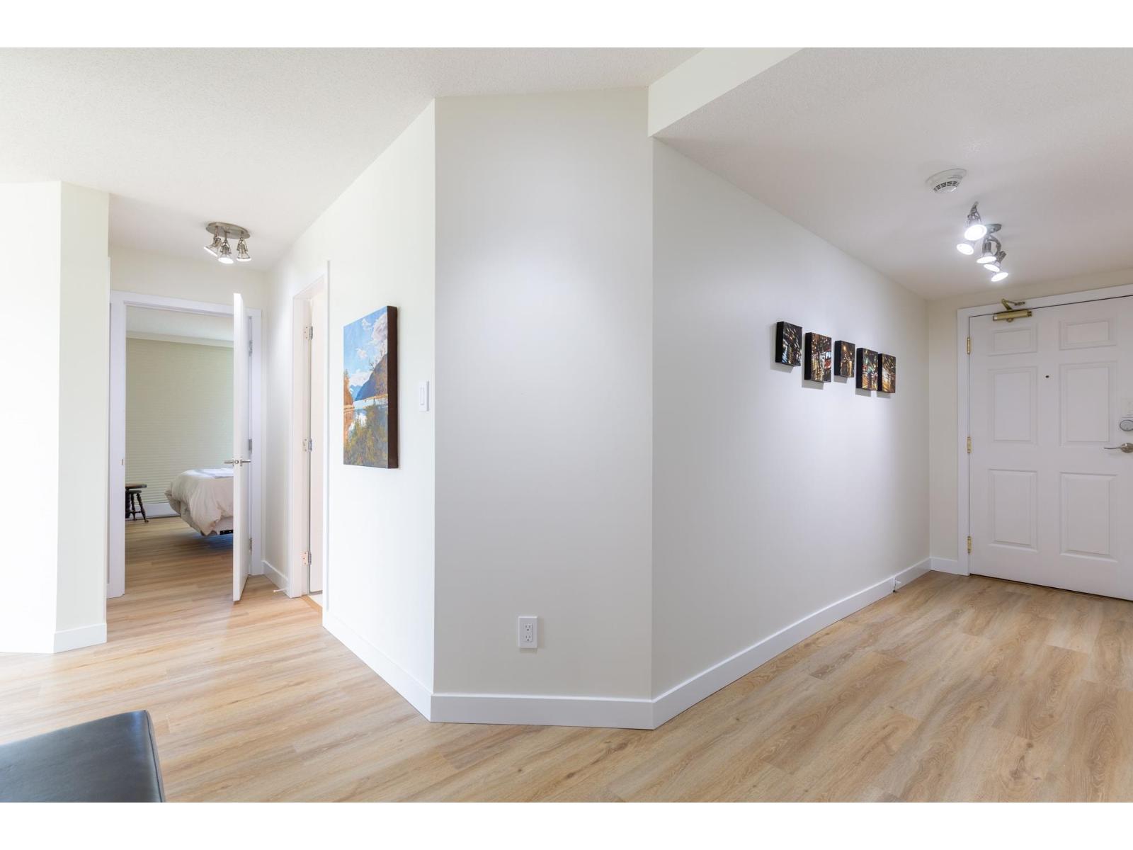 905 15030 101 Avenue, Surrey, British Columbia  V3R 0N3 - Photo 5 - R3126023