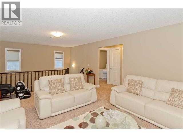 46 Mahogany Passage SE, Calgary, Alberta  T3M 2K5 - Photo 23 - A2308033