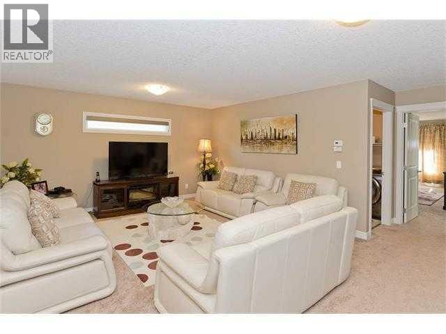 46 Mahogany Passage SE, Calgary, Alberta  T3M 2K5 - Photo 19 - A2308033