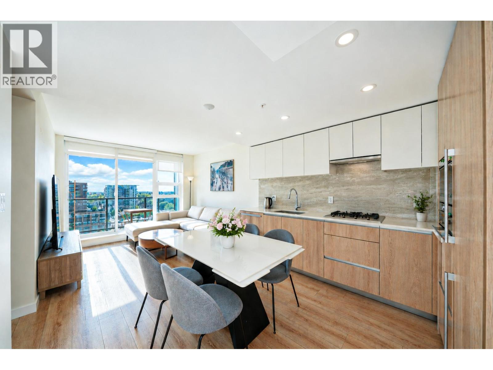 1202 8111 PARK ROAD, Richmond, British Columbia