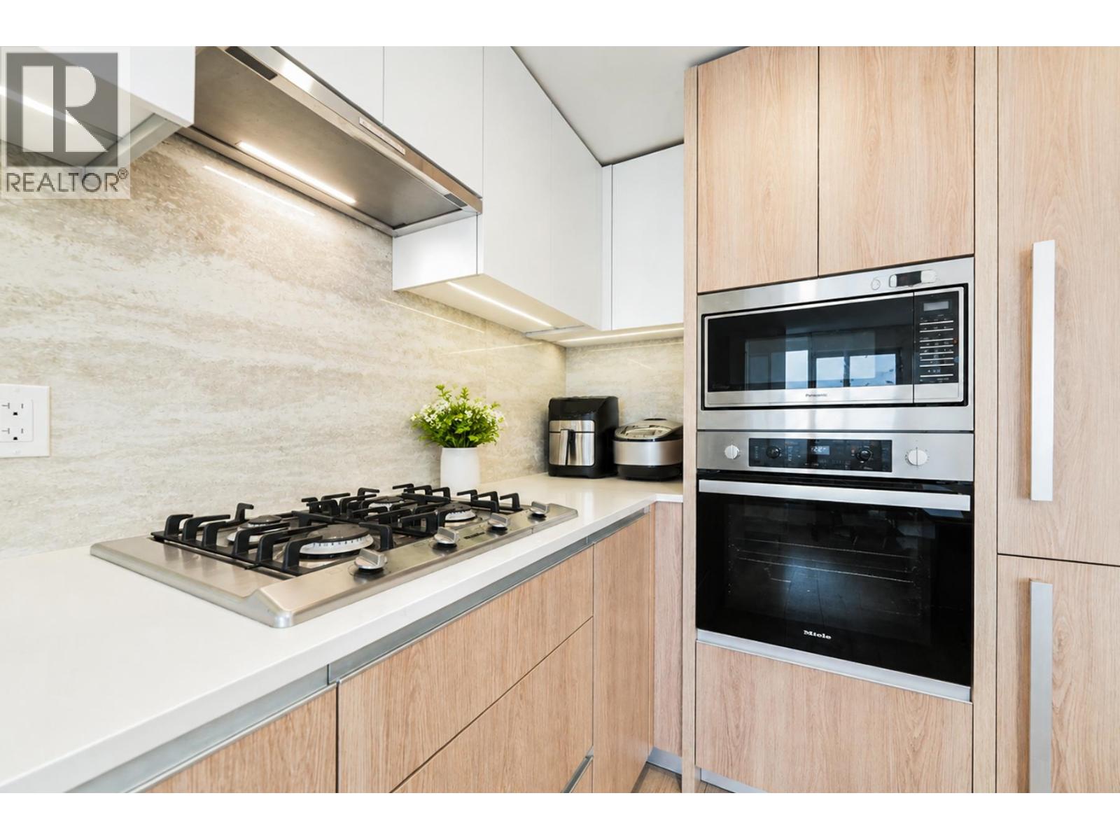 1202 8111 Park Road, Richmond, British Columbia  V6Y 0M2 - Photo 5 - R3125944