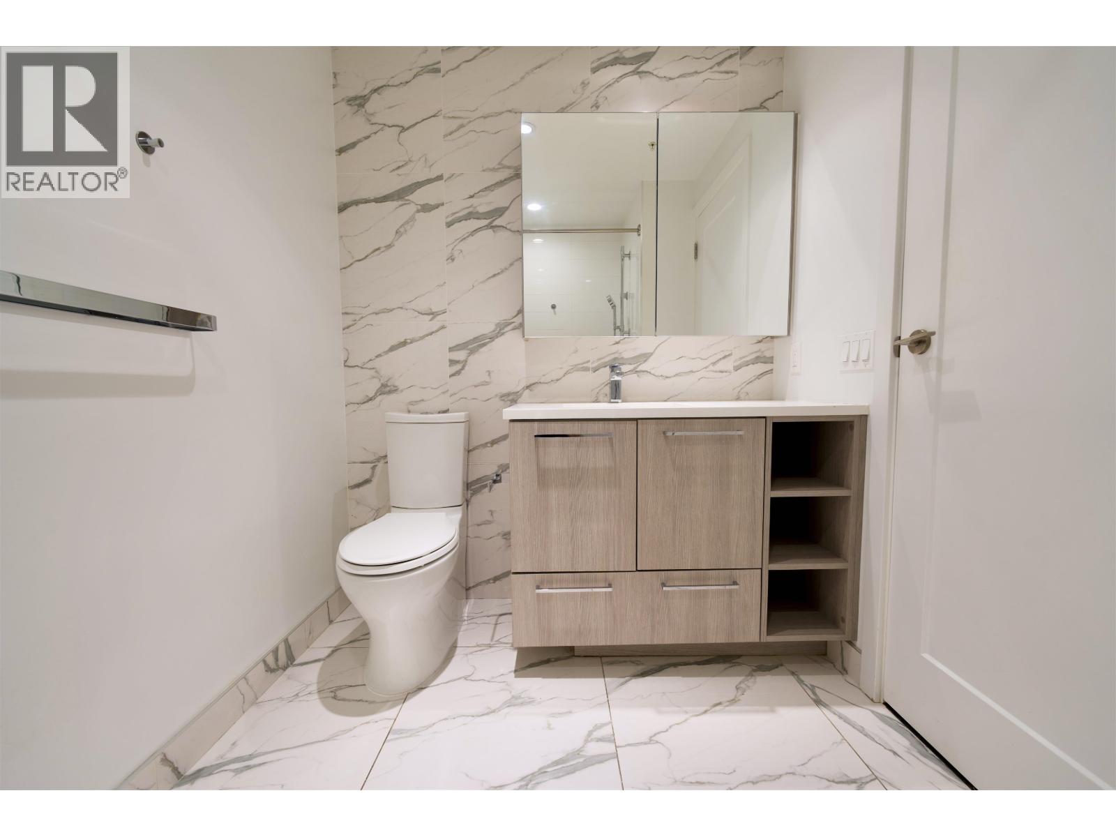 807 8199 Capstan Way, Richmond, British Columbia  V6X 0V1 - Photo 15 - R3125645