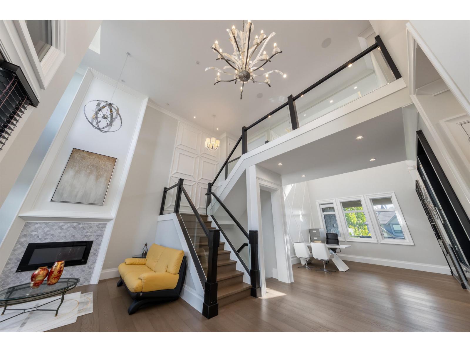 3818 156 Street, Surrey, British Columbia  V3Z 0G7 - Photo 5 - R3125861