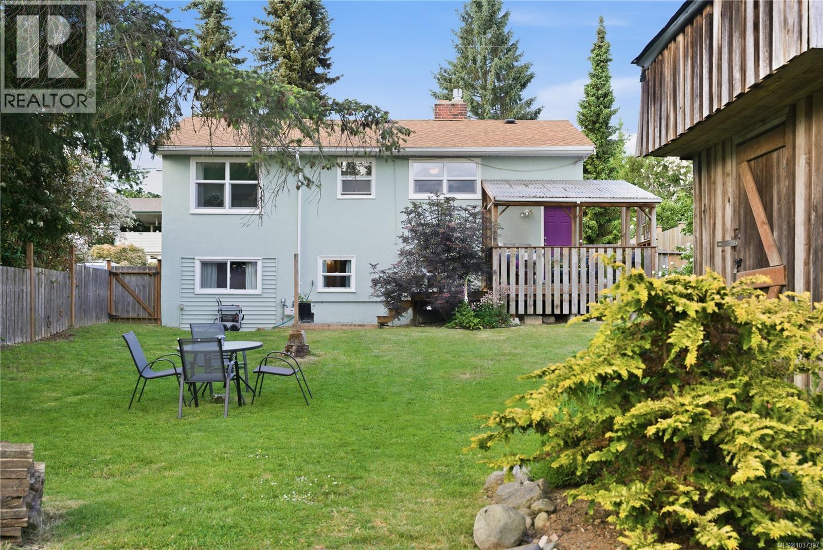 443 Aysgarth St, Nanaimo, British Columbia  V9R 1V7 - Photo 7 - 1037397