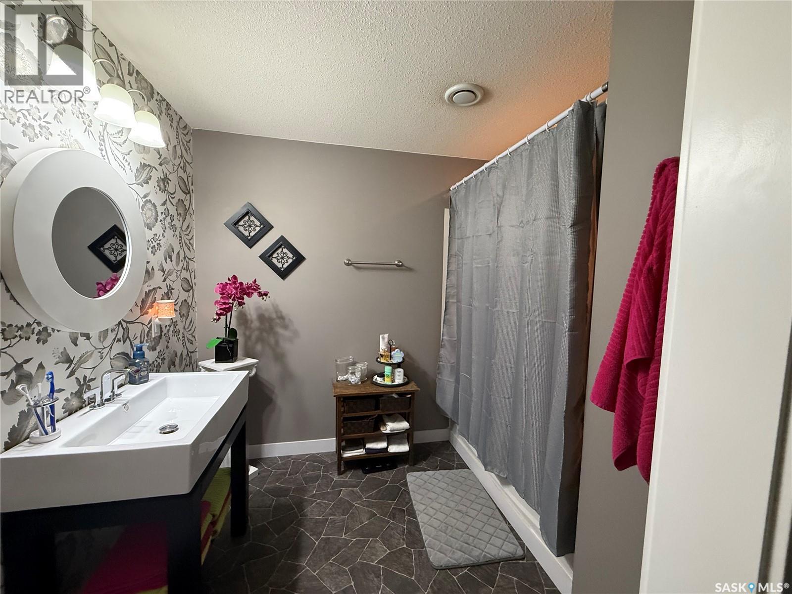 103 Souris Street, Yellow Grass, Saskatchewan  S0G 5J0 - Photo 11 - SK036812