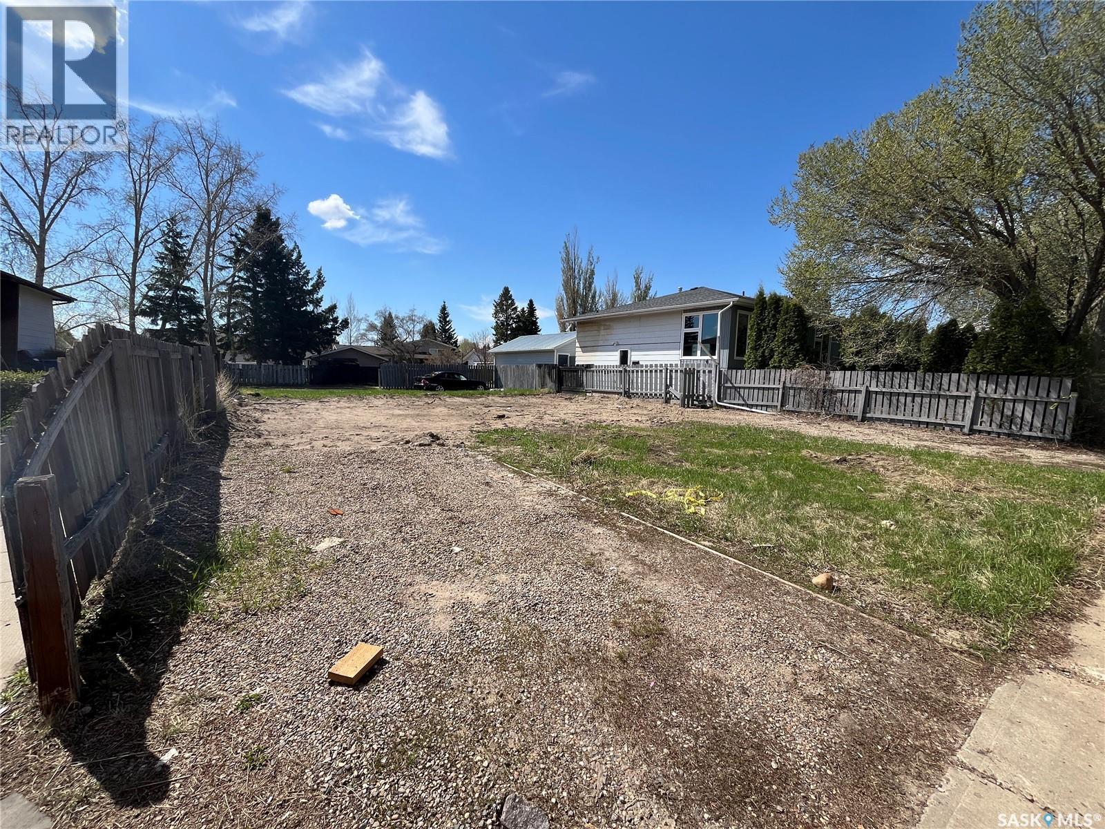 9016 Panton Avenue, North Battleford, Saskatchewan  S9A 3J9 - Photo 3 - SK036704