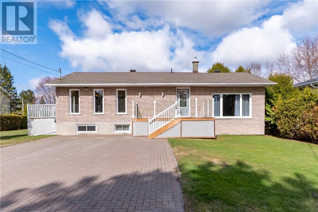 2893 Baker Avenue, Val Caron, Ontario  P3N 1J9 - Photo 1 - 2127804
